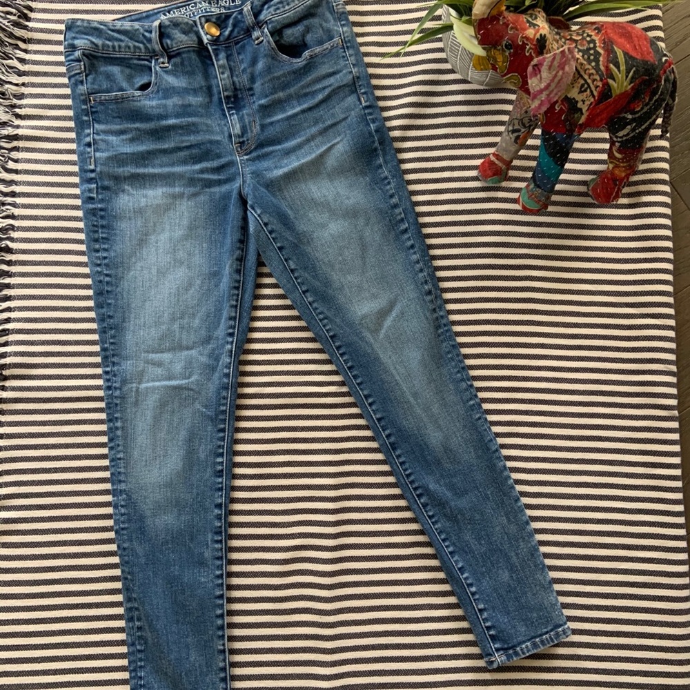 American Eagle Hi-Rise Jegging